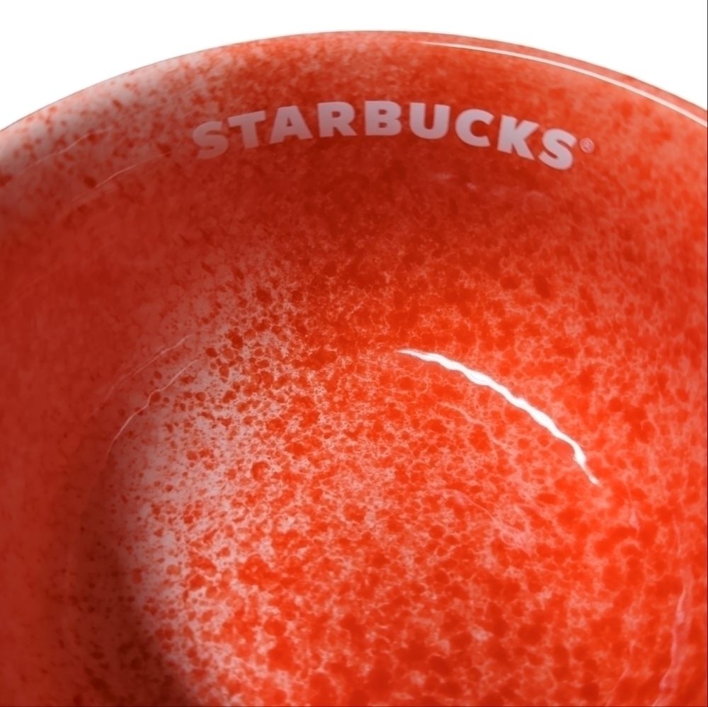 Starbucks Holiday 2020 Mug - Picture 2 of 3